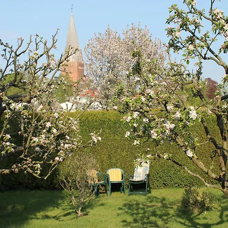 아파트 Mit Grossem Garten An Der Ostseekueste, Cleaning Included Neubukow