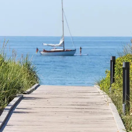 Mit Grossem Garten An Der Ostseekueste, Cleaning Included 아파트 *
